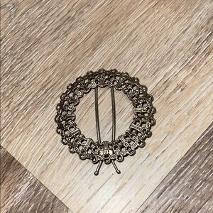 Vintage Filigree Style Circular Hair Clip